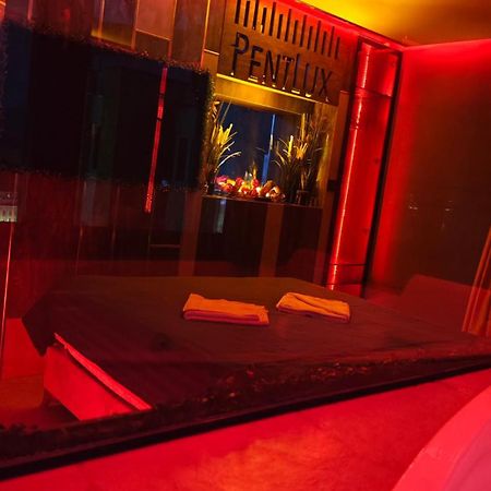 Smart Luxury Penthouse Suites - Private Sauna, Hot-Tub, Home Cinema At The Best Location In Scopia Exterior foto