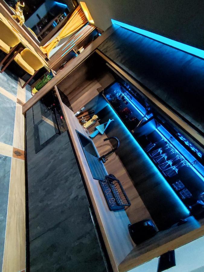 Smart Luxury Penthouse Suites - Private Sauna, Hot-Tub, Home Cinema At The Best Location In Scopia Exterior foto