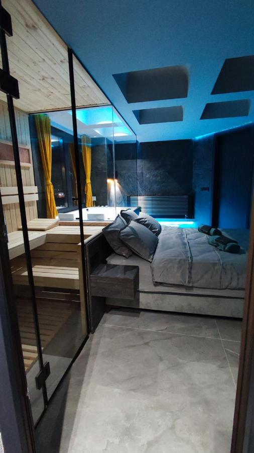 Smart Luxury Penthouse Suites - Private Sauna, Hot-Tub, Home Cinema At The Best Location In Scopia Exterior foto