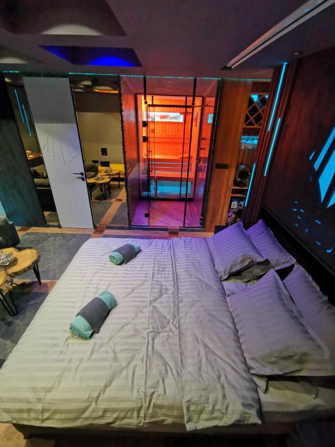 Smart Luxury Penthouse Suites - Private Sauna, Hot-Tub, Home Cinema At The Best Location In Scopia Exterior foto