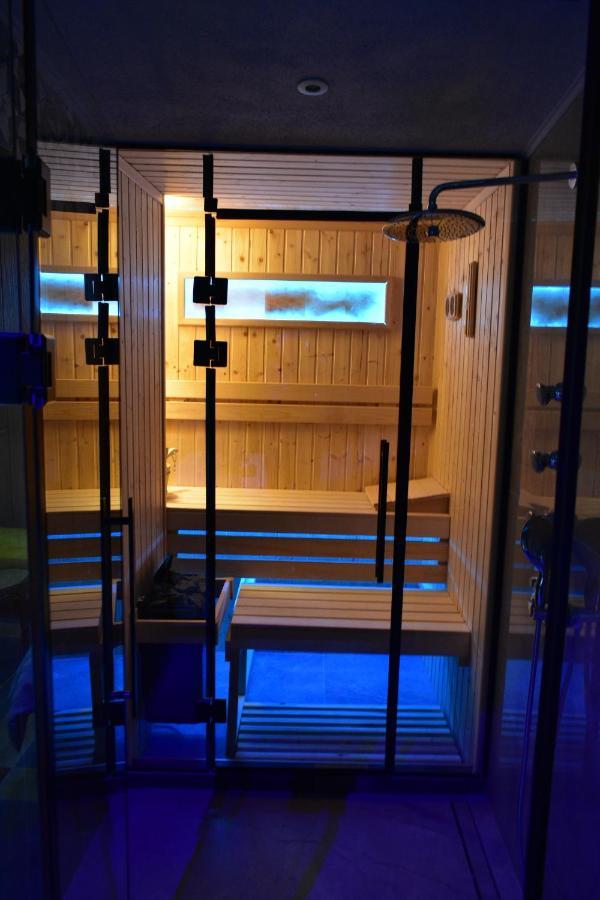 Smart Luxury Penthouse Suites - Private Sauna, Hot-Tub, Home Cinema At The Best Location In Scopia Exterior foto