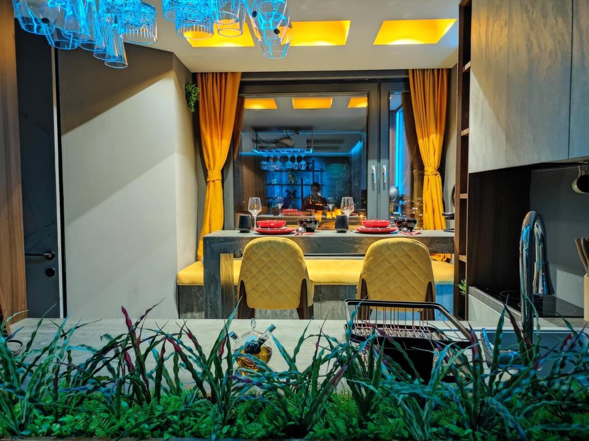 Smart Luxury Penthouse Suites - Private Sauna, Hot-Tub, Home Cinema At The Best Location In Scopia Exterior foto