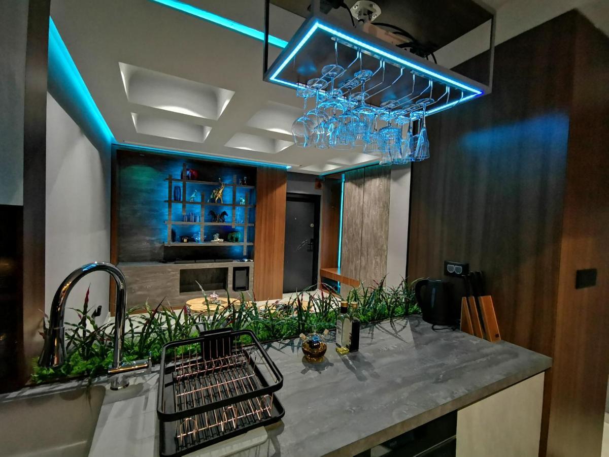 Smart Luxury Penthouse Suites - Private Sauna, Hot-Tub, Home Cinema At The Best Location In Scopia Exterior foto