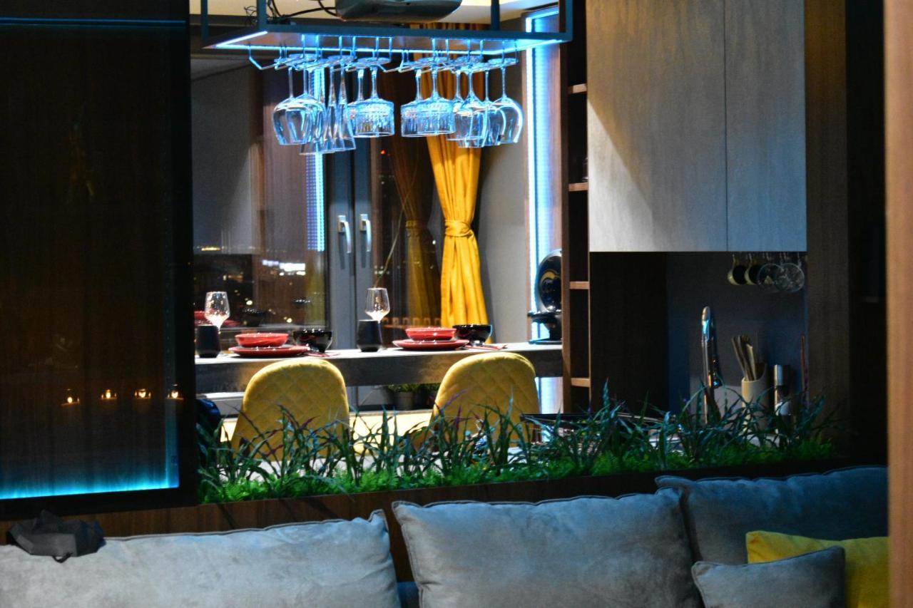 Smart Luxury Penthouse Suites - Private Sauna, Hot-Tub, Home Cinema At The Best Location In Scopia Exterior foto
