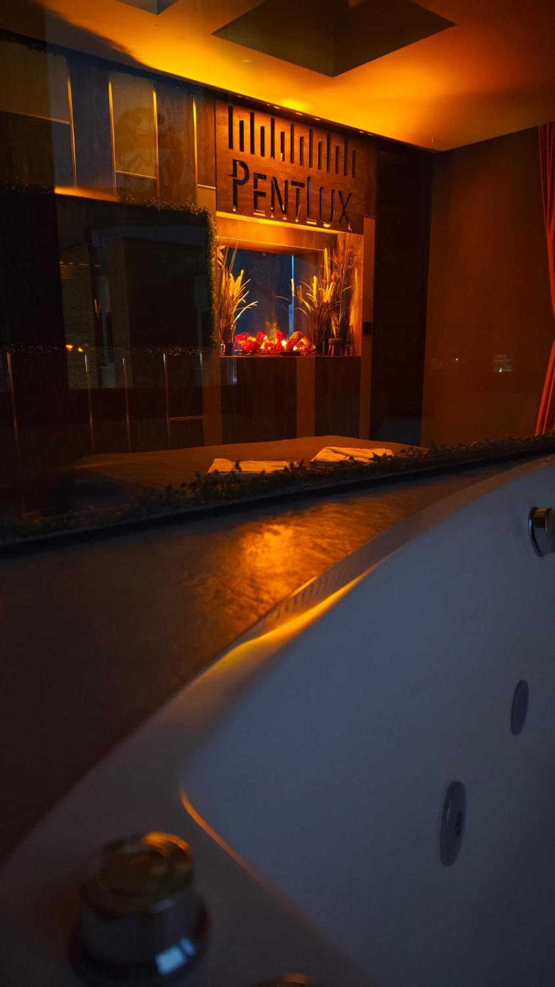 Smart Luxury Penthouse Suites - Private Sauna, Hot-Tub, Home Cinema At The Best Location In Scopia Exterior foto